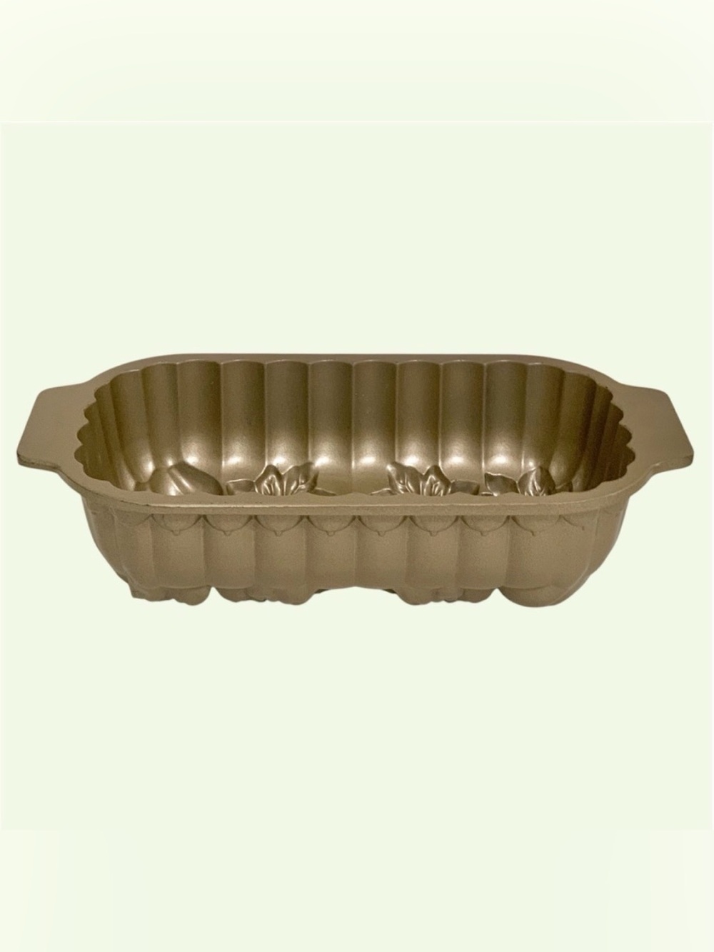 Nordic Ware Harvest Pumpkin Loaf Shimmery Light Gold 3D Baking Pan - Picture 4 of 8